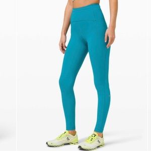 Lululemon Turquoise/Teal Leggings w/ Side Pockets in Like New Condition! 🤩